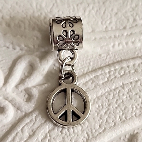 Fashion Jewelry Jewelry - Peace Sign Charm for European Style Bracelets Fits Pandora Systems